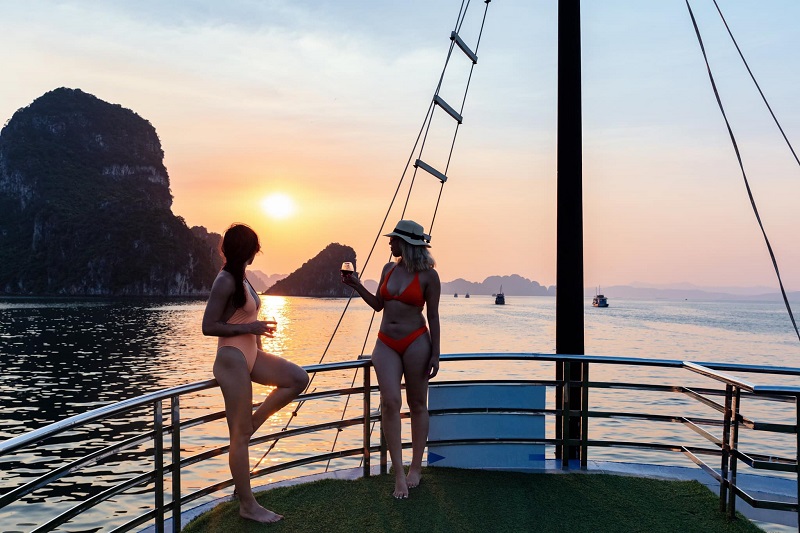 Halong Join-in Day Tour 6 hours cruising via Expressway Transfer (DF4)