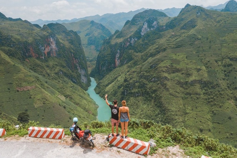 Ha Giang Loop Join in Tour 5 Nights 4 Days from Hanoi (HG3)